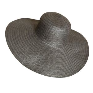 Black Wide-Brimmed Hat